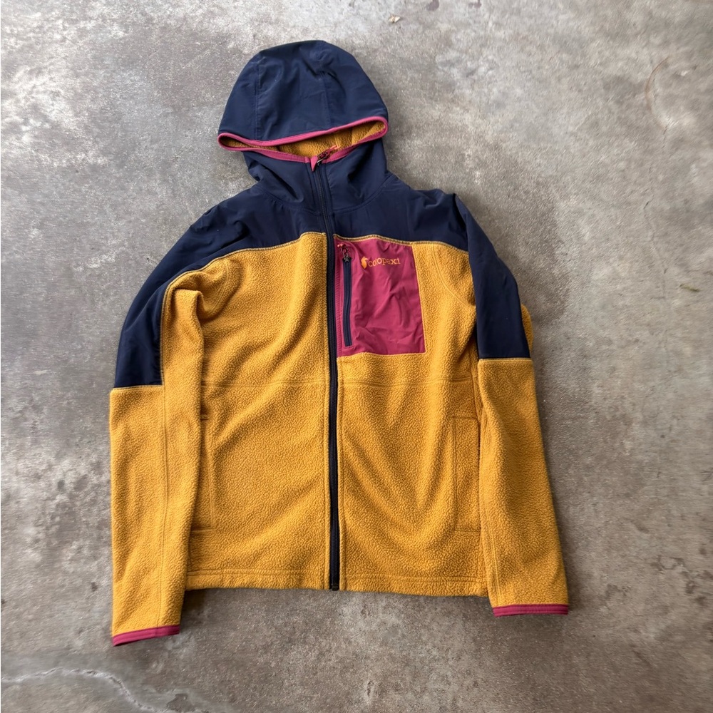 Cotopaxi Blue and Tan Fleece Jacket with Pink Accent